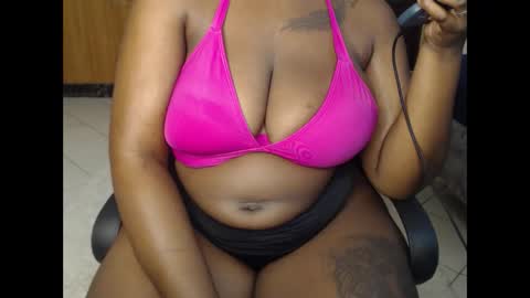 Snapshot of booby_candy chatting on October 8, 2025, 5:49 am booby_candy online show from October 8, 2025, 5:49 am