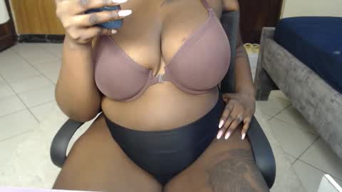 Snapshot of booby_candy chatting on October 10, 2025, 9:52 am booby_candy online show from October 10, 2025, 9:52 am