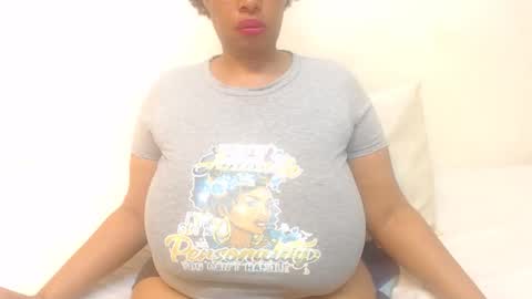 boobyqueen online show from April 7, 2026, 10:31 pm