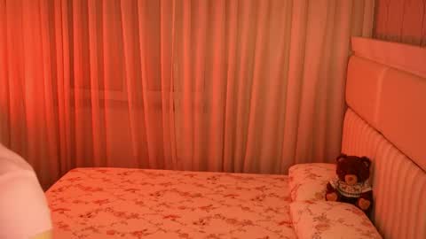 boootyfrytti online show from April 19, 2026, 7:38 pm