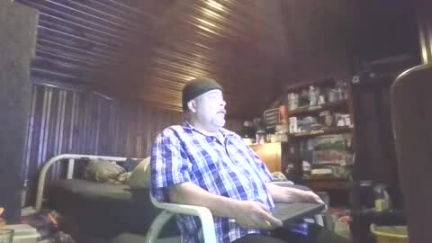 Booshwa online show from November 7, 2025, 7:41 am