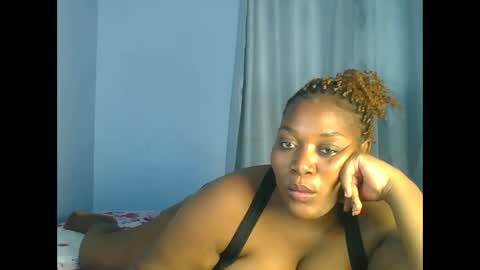 Snapshot of booty_panther chatting on October 6, 2025, 5:38 am sandrah online show from October 6, 2025, 5:38 am