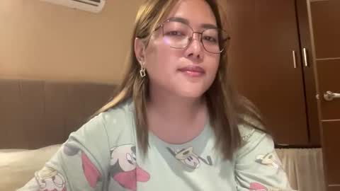 Princess online show from November 3, 2025, 1:01 pm