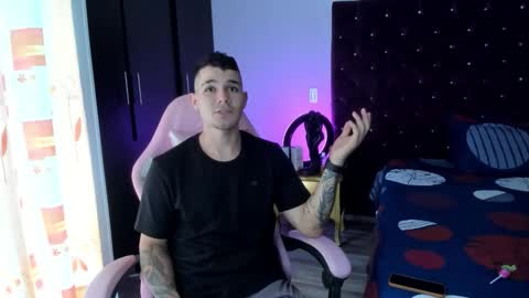 booyhott_ online show from November 23, 2025, 7:02 pm