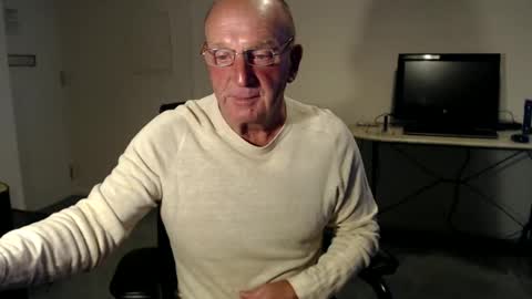 Boppy21 online show from March 5, 2025, 6:56 pm