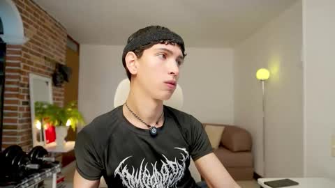 Bream online show from February 2, 2026, 2:05 pm