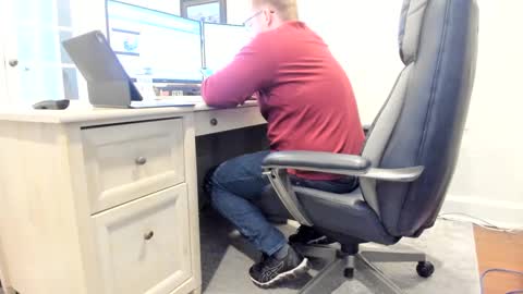 Boredhorndog online show from February 10, 2025, 4:14 pm