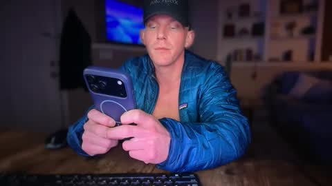 boredstud993102 online show from April 20, 2026, 4:26 am