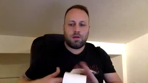 hugo online show from April 19, 2026, 2:33 am