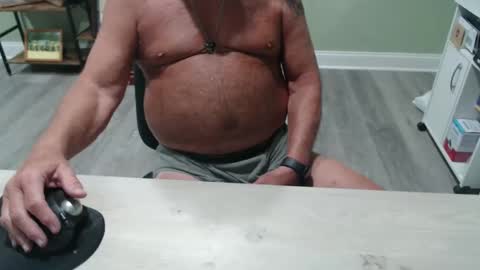 borntobebad2 online show from April 16, 2026, 11:07 pm