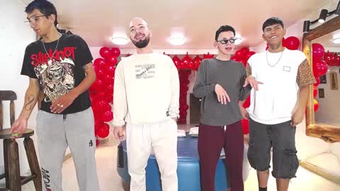 THOMAS AND DAMIAND online show from February 1, 2025, 4:14 am