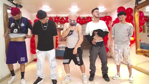 THOMAS AND DAMIAND online show from February 9, 2025, 4:25 am