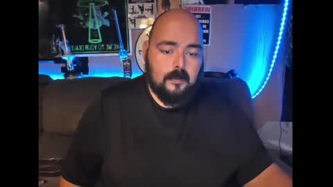 bossdeuce420 online show from April 21, 2026, 8:44 pm