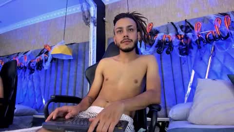 Boss online show from November 2, 2025, 4:04 am