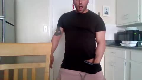 The Italian Boss  online show from February 16, 2025, 2:32 pm