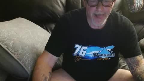 Snapshot of bostonguy1969 chatting on April 14, 2026, 1:55 am bostonguy1969 online show from April 14, 2026, 1:55 am