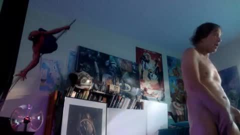 Bottomboo7 online show from December 17, 2025, 1:17 pm