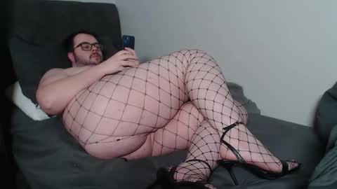 Snapshot of bottomcub98 chatting on February 12, 2025, 10:14 am BottomCub98 online show from February 12, 2025, 10:14 am