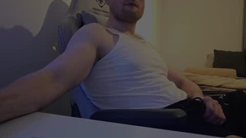 bottomtsinner online show from February 7, 2026, 10:13 pm