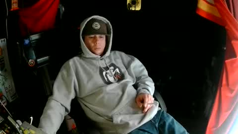 Snapshot of bowerboi1217 chatting on May 17, 2026, 6:55 am Bowerboi1217 online show from May 17, 2026, 6:55 am