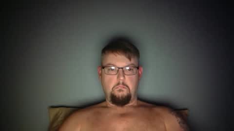 bowtieguy84 online show from December 18, 2025, 3:01 am