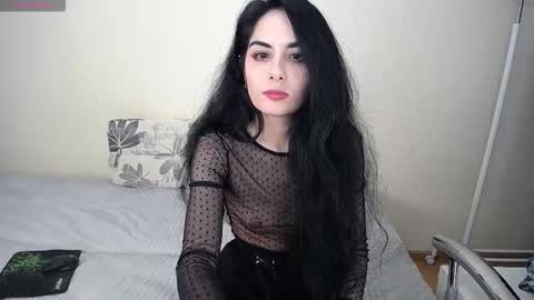 Helen  online show from November 1, 2025, 2:41 pm