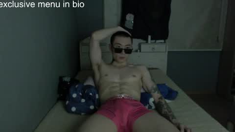 boxman556990 online show from April 1, 2026, 2:47 pm