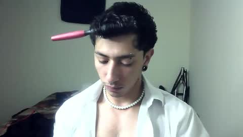 Boy Astro online show from December 11, 2024, 12:55 pm