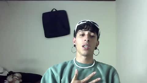 Boy Astro online show from January 30, 2025, 11:34 pm