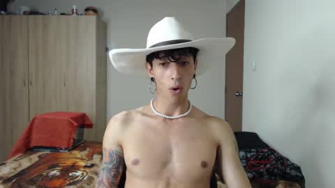 Boy Astro online show from February 11, 2025, 12:59 am