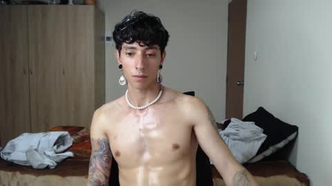 Boy Astro online show from February 21, 2025, 4:18 am