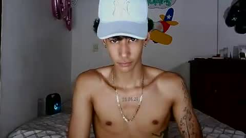 boy_horny_dirty online show from September 16, 2025, 6:31 pm