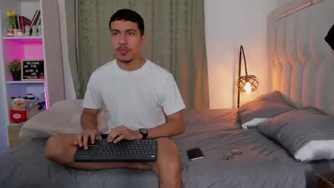 Snapshot of boy_jerry chatting on July 13, 2026, 11:46 am boy_jerry online show from July 13, 2026, 11:46 am