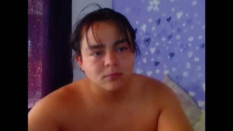 boy_king18 online show from October 5, 2025, 8:18 pm