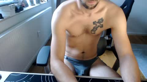Snapshot of boy_t0y89 chatting on June 19, 2026, 5:12 am boy_t0y89 online show from June 19, 2026, 5:12 am