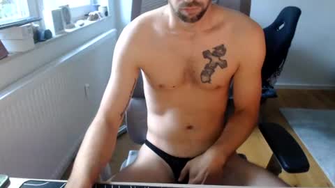 Snapshot of boy_t0y89 chatting on July 3, 2026, 5:47 am boy_t0y89 online show from July 3, 2026, 5:47 am