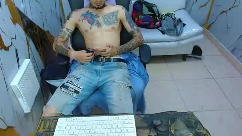 Snapshot of boy_tatto77 chatting on June 1, 2026, 12:29 pm boy_tatto77 online show from June 1, 2026, 12:29 pm