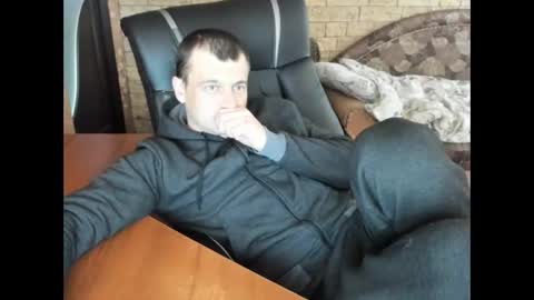 BoyApollon online show from February 25, 2026, 7:18 am