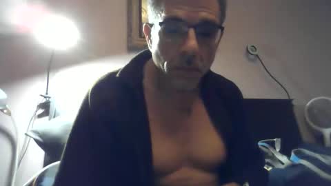 boyaroues online show from March 3, 2026, 9:53 pm