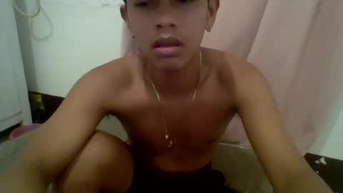 boyax16 online show from December 8, 2024, 3:56 pm