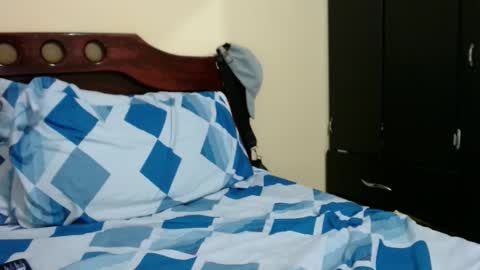 boyfit2023 online show from December 24, 2024, 1:49 am