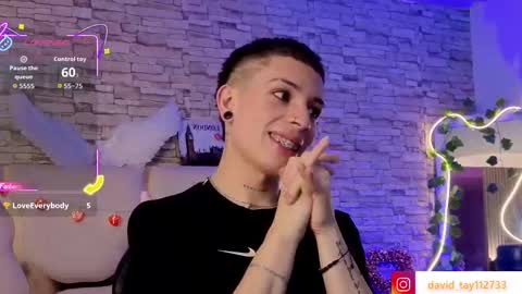 boyfox_tay online show from February 9, 2026, 7:40 pm