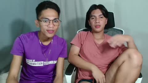 Snapshot of boyinyourfantasy chatting on December 24, 2024, 11:11 pm Dex online show from December 24, 2024, 11:11 pm