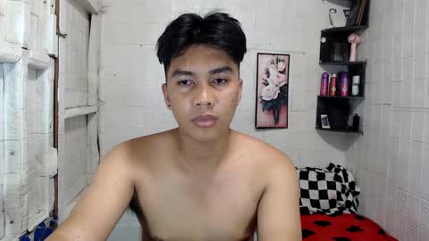 Snapshot of boyinyourfantasy chatting on January 2, 2025, 7:40 pm Dex online show from January 2, 2025, 7:40 pm