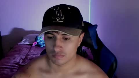 Snapshot of boylatin_777 chatting on April 27, 2026, 10:41 pm miguel online show from April 27, 2026, 10:41 pm