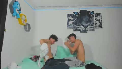 boys4hot_777 online show from March 6, 2025, 6:59 pm