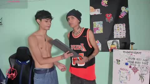 Snapshot of boys4hot_777 chatting on May 11, 2026, 7:11 pm boys4hot_777 online show from May 11, 2026, 7:11 pm