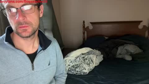 Snapshot of boysetsfire34 chatting on December 15, 2024, 7:10 pm boysetsfire34 online show from December 15, 2024, 7:10 pm
