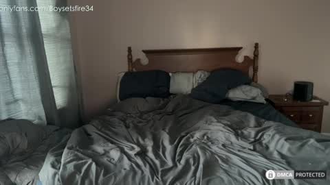 Snapshot of boysetsfire34 chatting on October 1, 2025, 11:38 am boysetsfire34 online show from October 1, 2025, 11:38 am