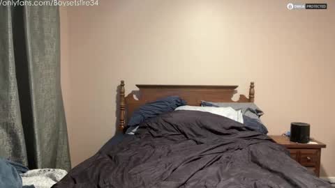 Snapshot of boysetsfire34 chatting on October 3, 2025, 3:58 am boysetsfire34 online show from October 3, 2025, 3:58 am